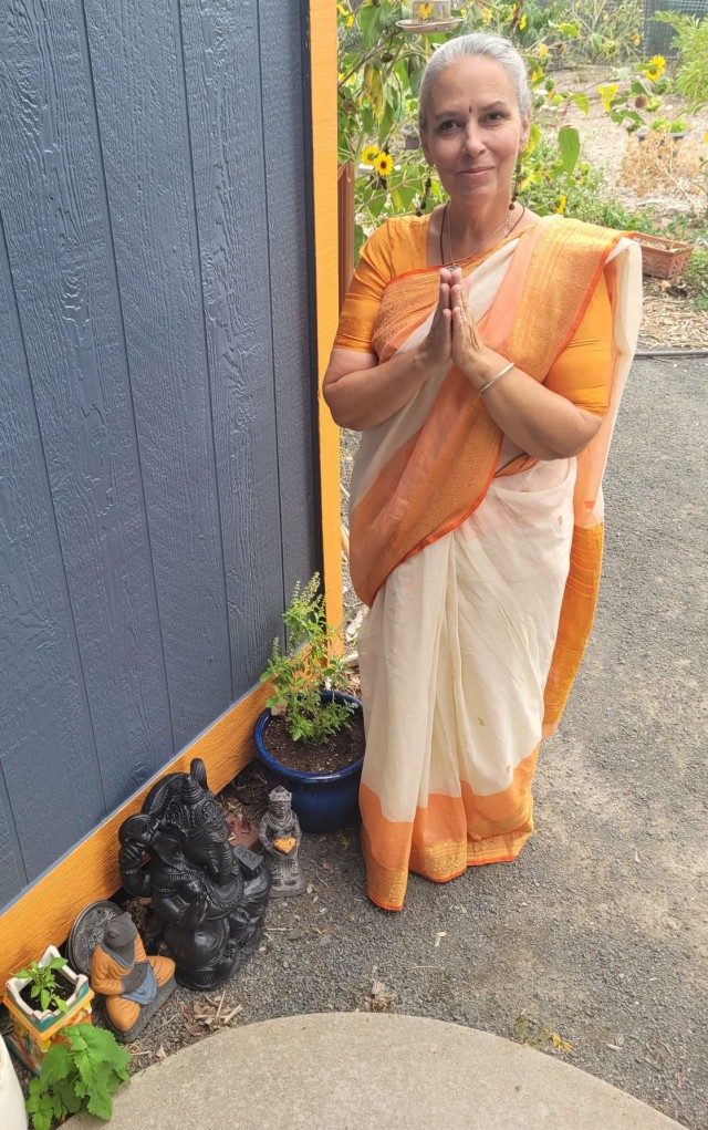 Laurissa Teaches in Longmont at the Koothambalam School
